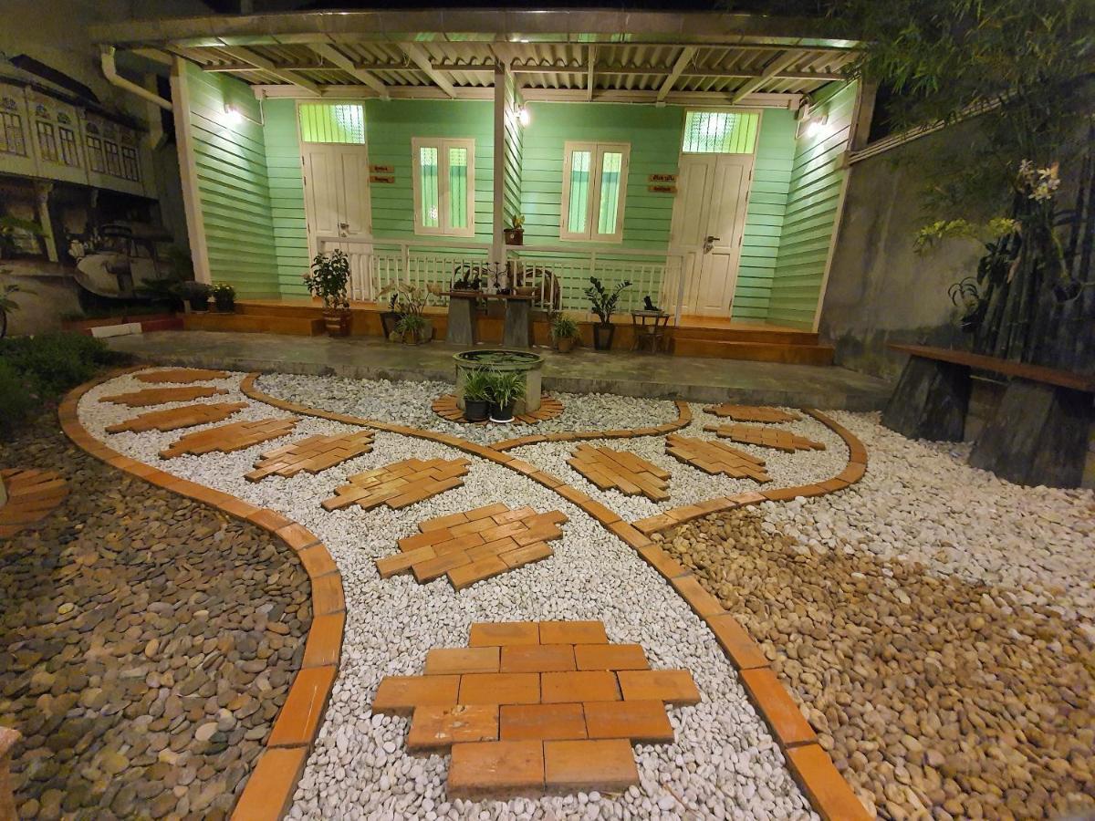 Bansoi 1 & Alley One Cafe Транг Екстериор снимка