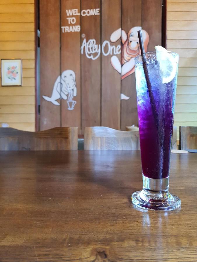 Bansoi 1 & Alley One Cafe Транг Екстериор снимка